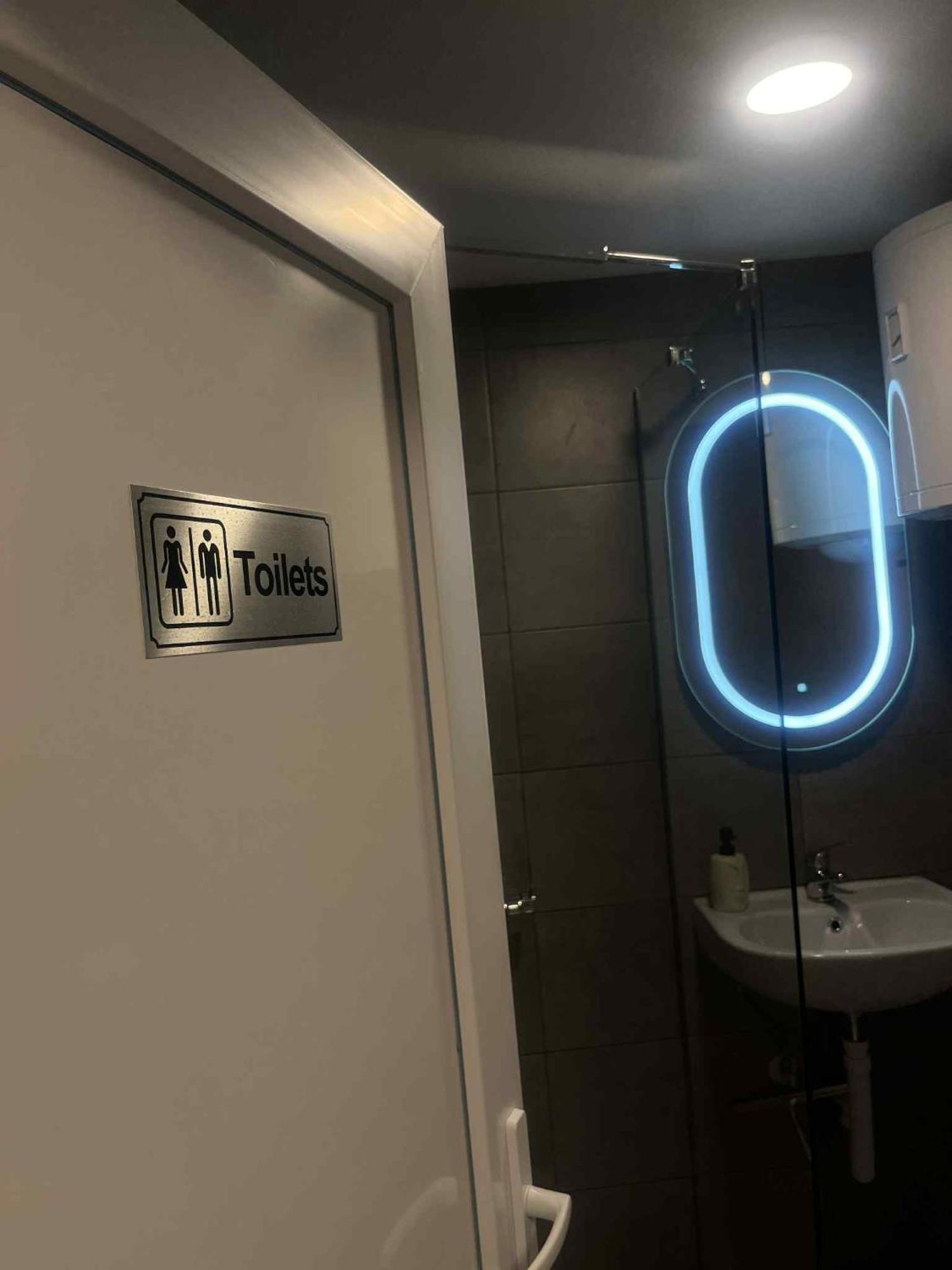 Studio Apartman Azra Kulen Vakuf Exteriér fotografie